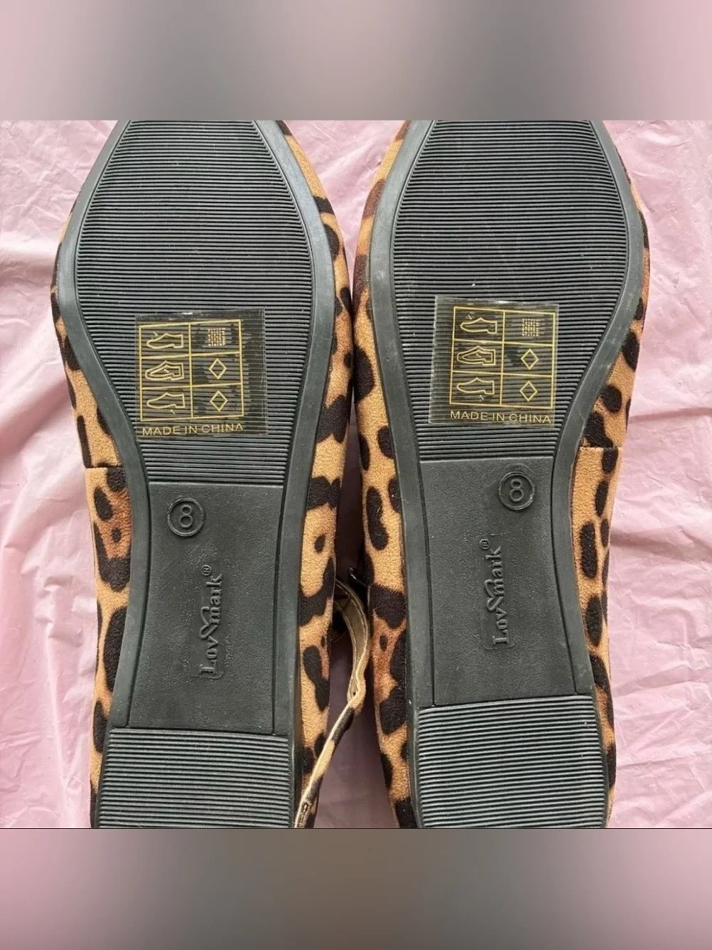 Lov Mark Women’s Leopard Print Pointed Mary Jane Flats Retro Pinup NWOT Sz 8